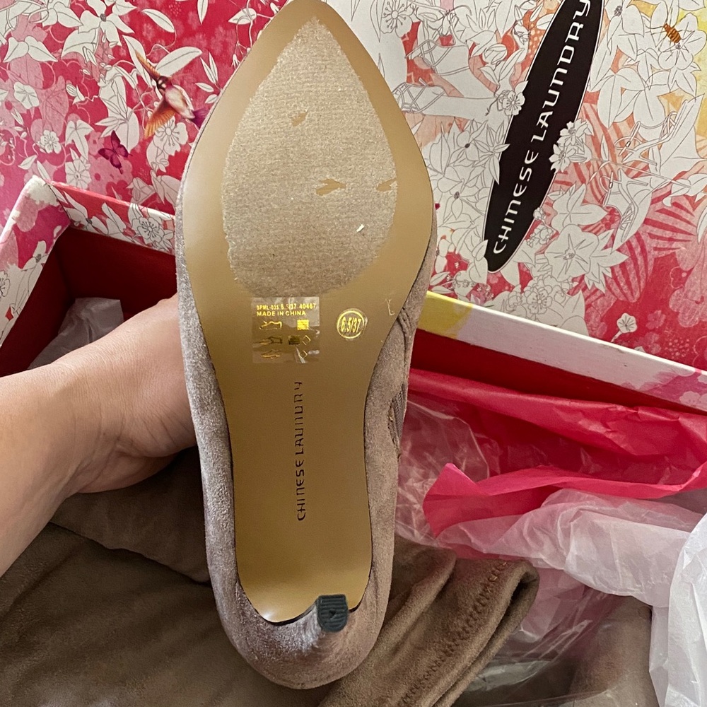 CHINESE LAUNDRY Taupe Knee-High Boots NIB! 🤎 - Picture 4 of 11